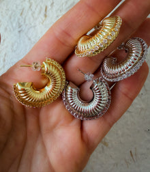 Cosmo Ribbed Hoops