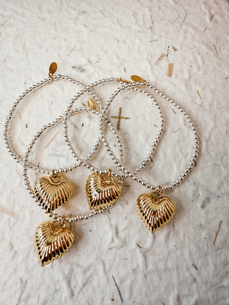 Lover’s Ribbed Heart Bracelet