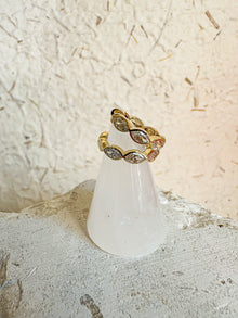 Marquise Hoops