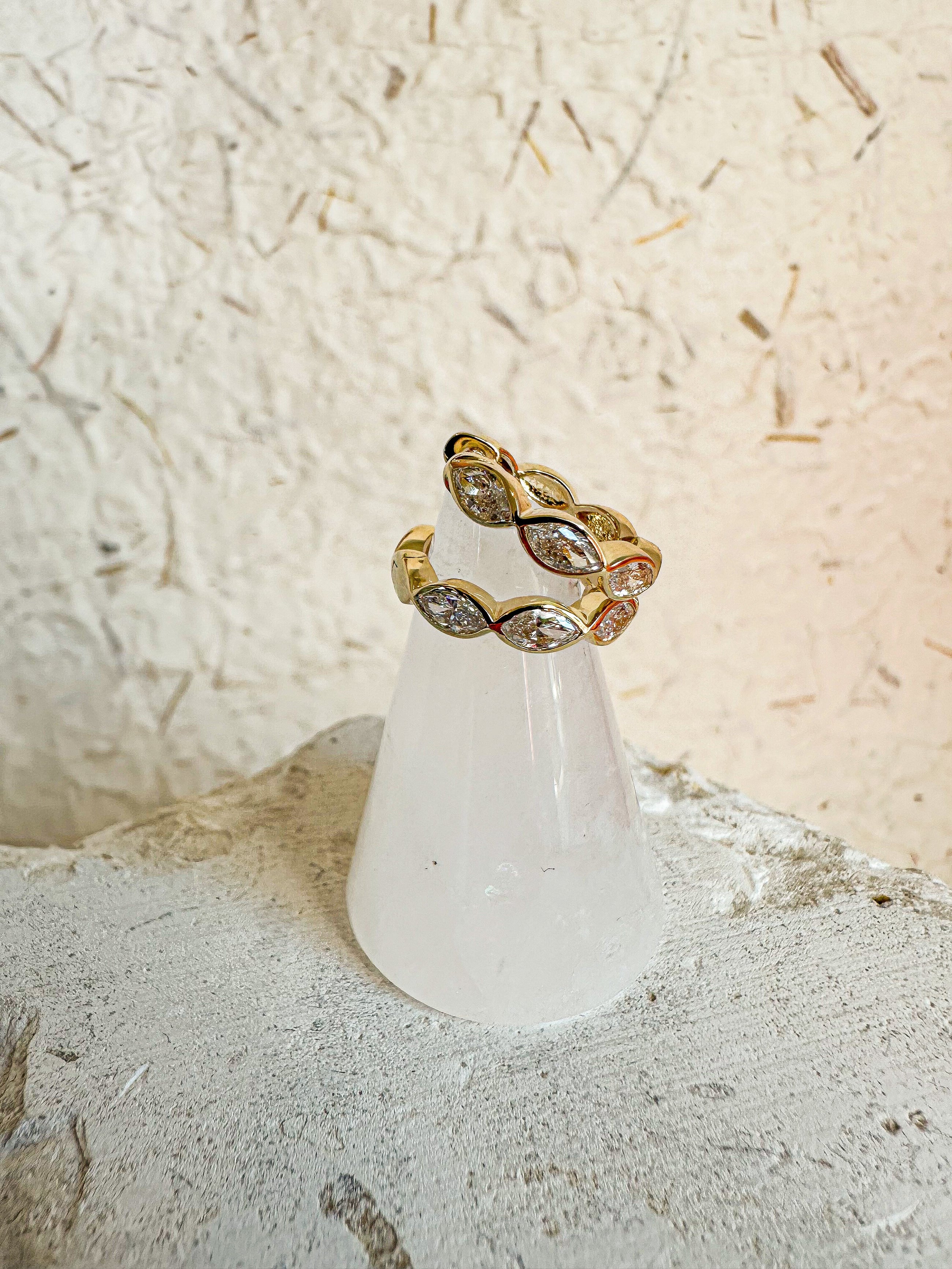 Marquise Hoops