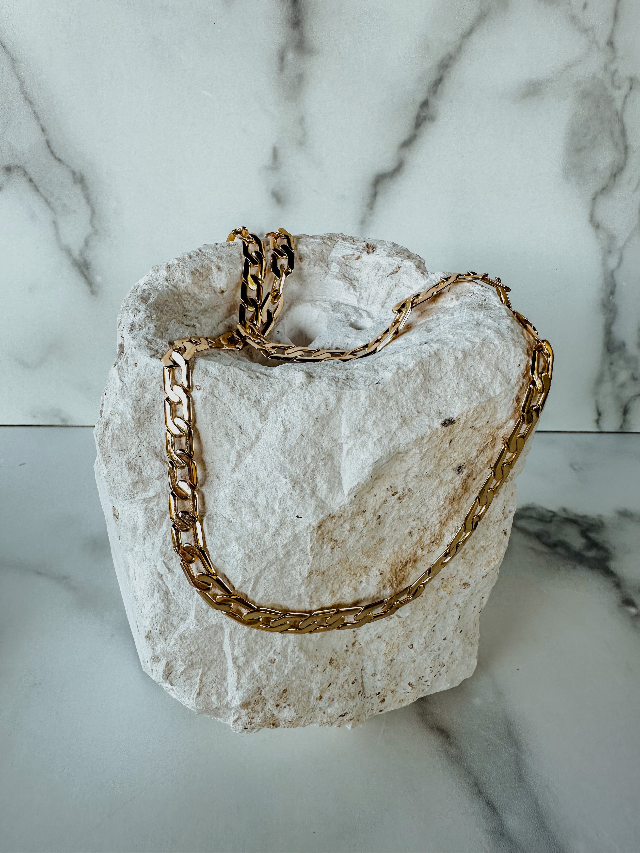 Khloe Chain Necklace