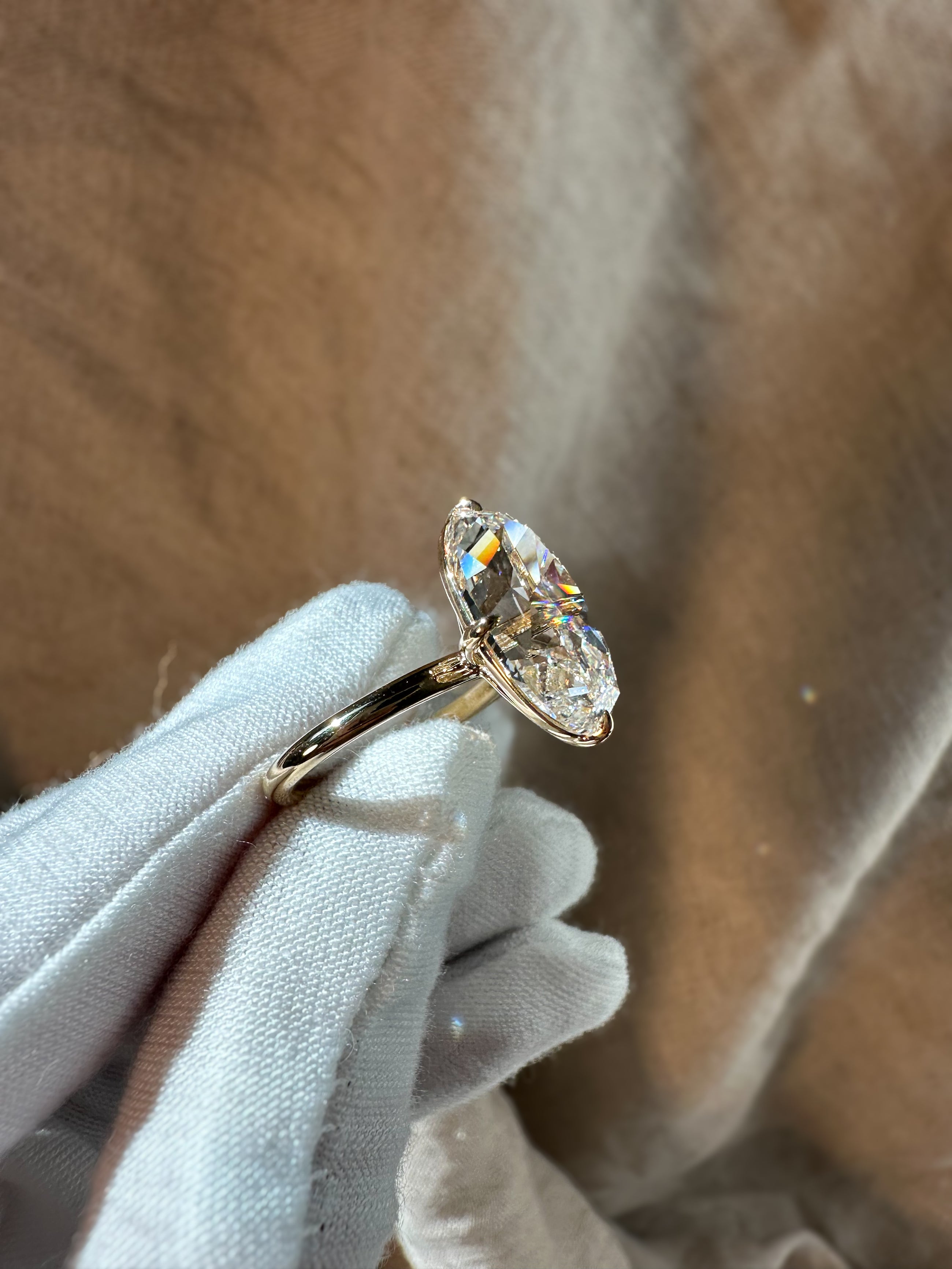The Jugar Iconic Moval Ring