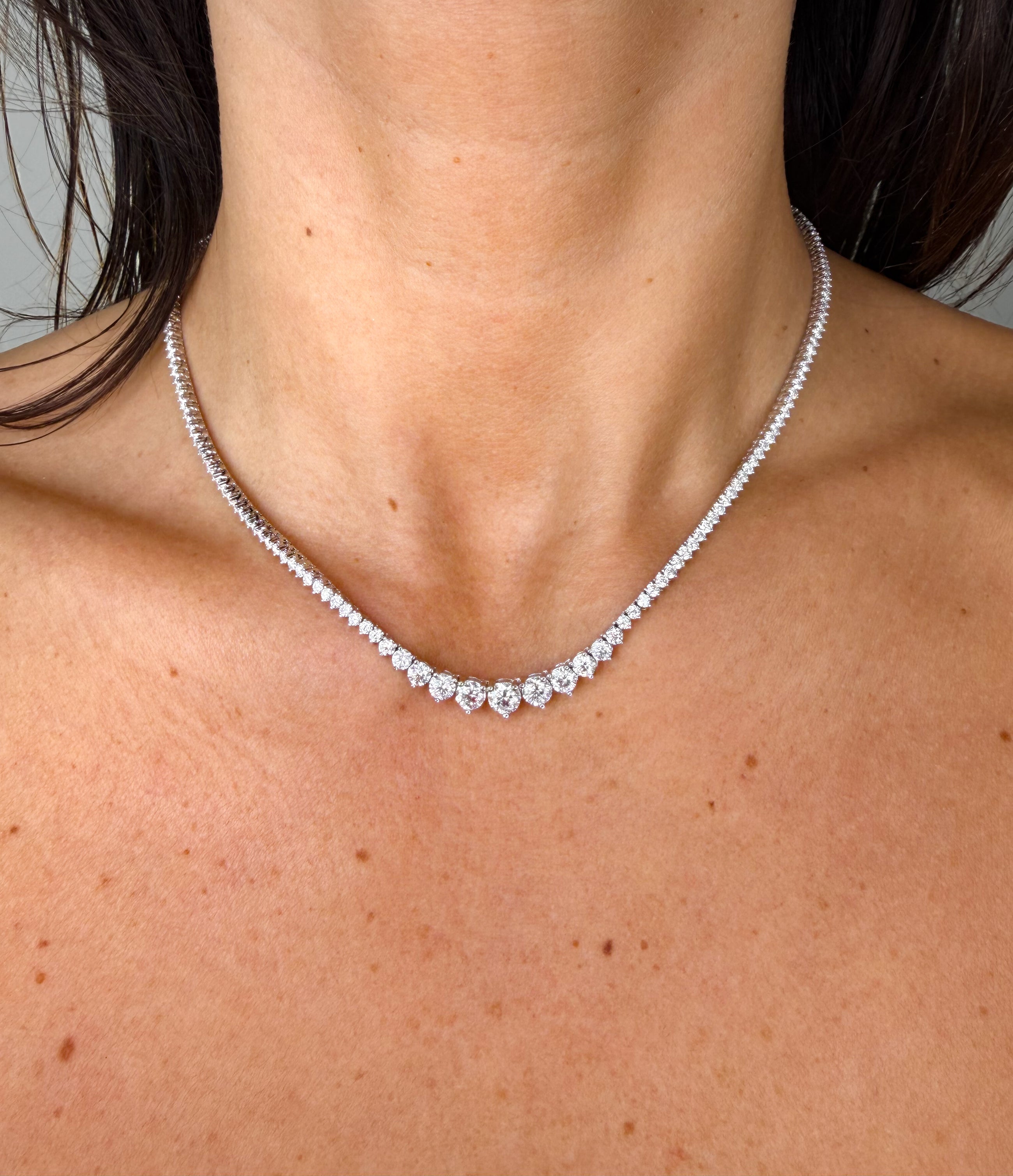 Moissanite Gradual Tennis Necklace