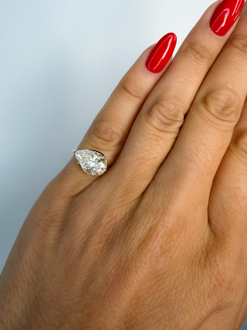 The Ride-or-Die Pear Pinky Ring