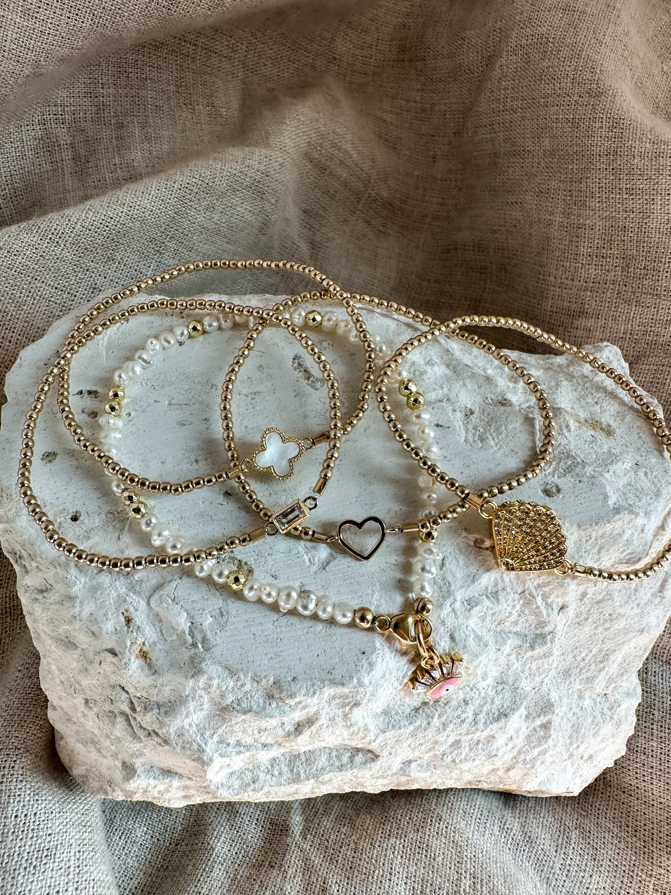 The Gold Mini Heart Bracelet