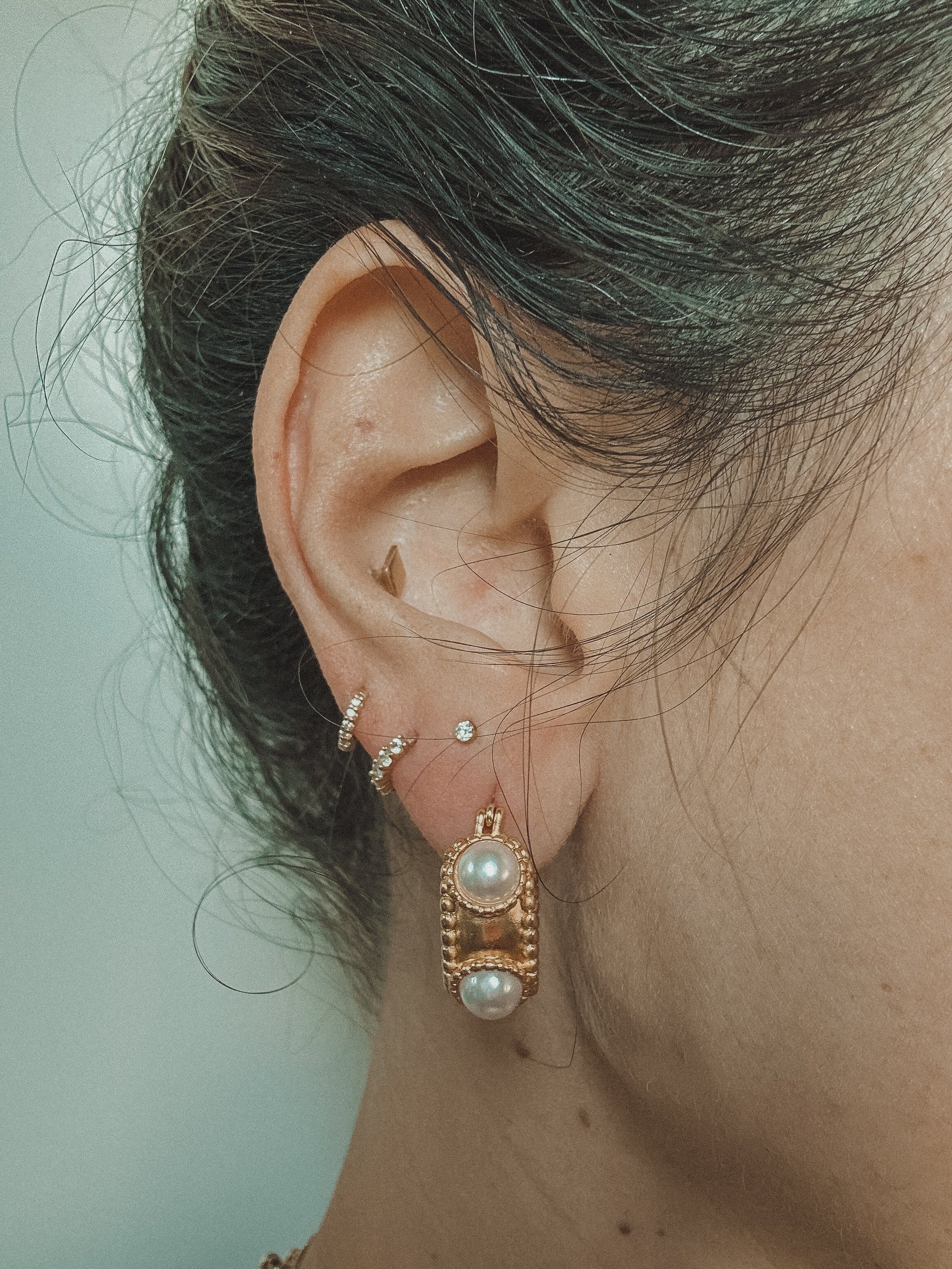 Luna Pearl Hoops