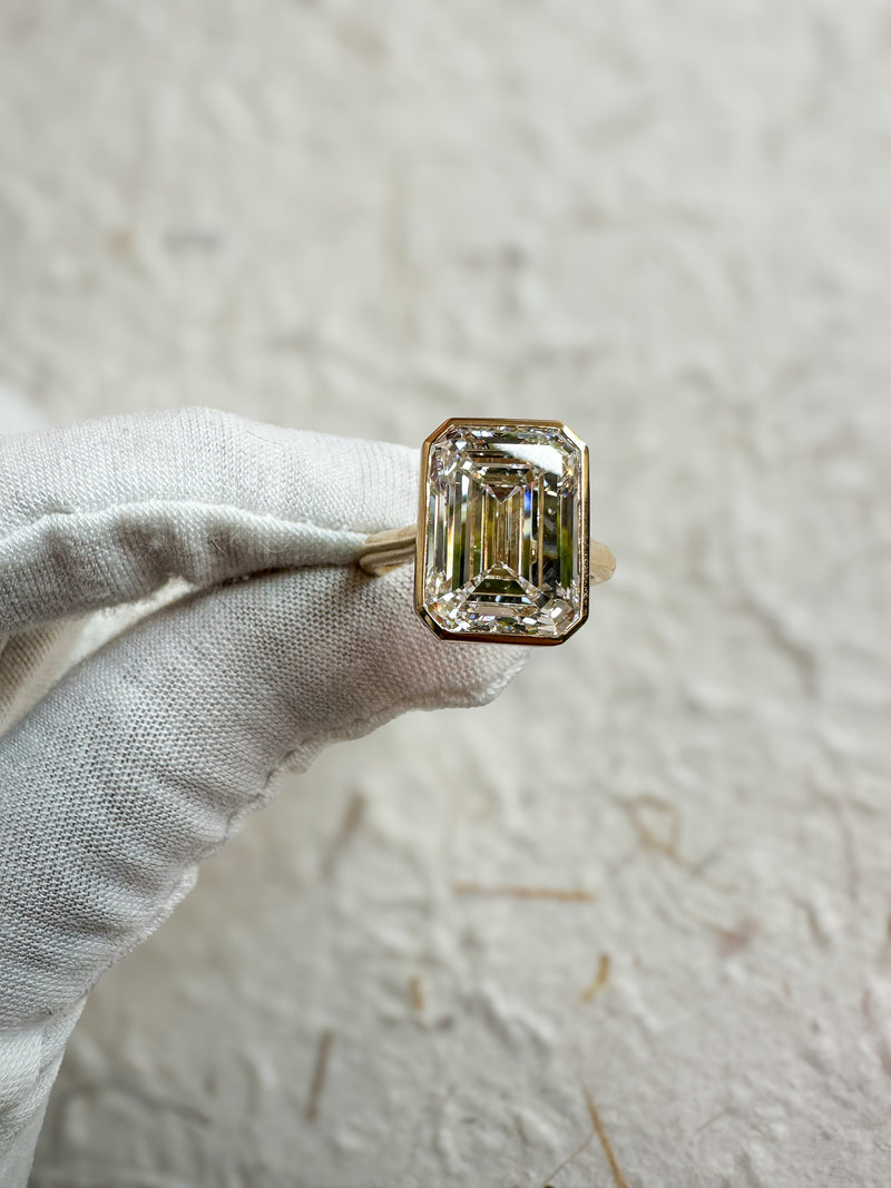The Empire Bezel Ring