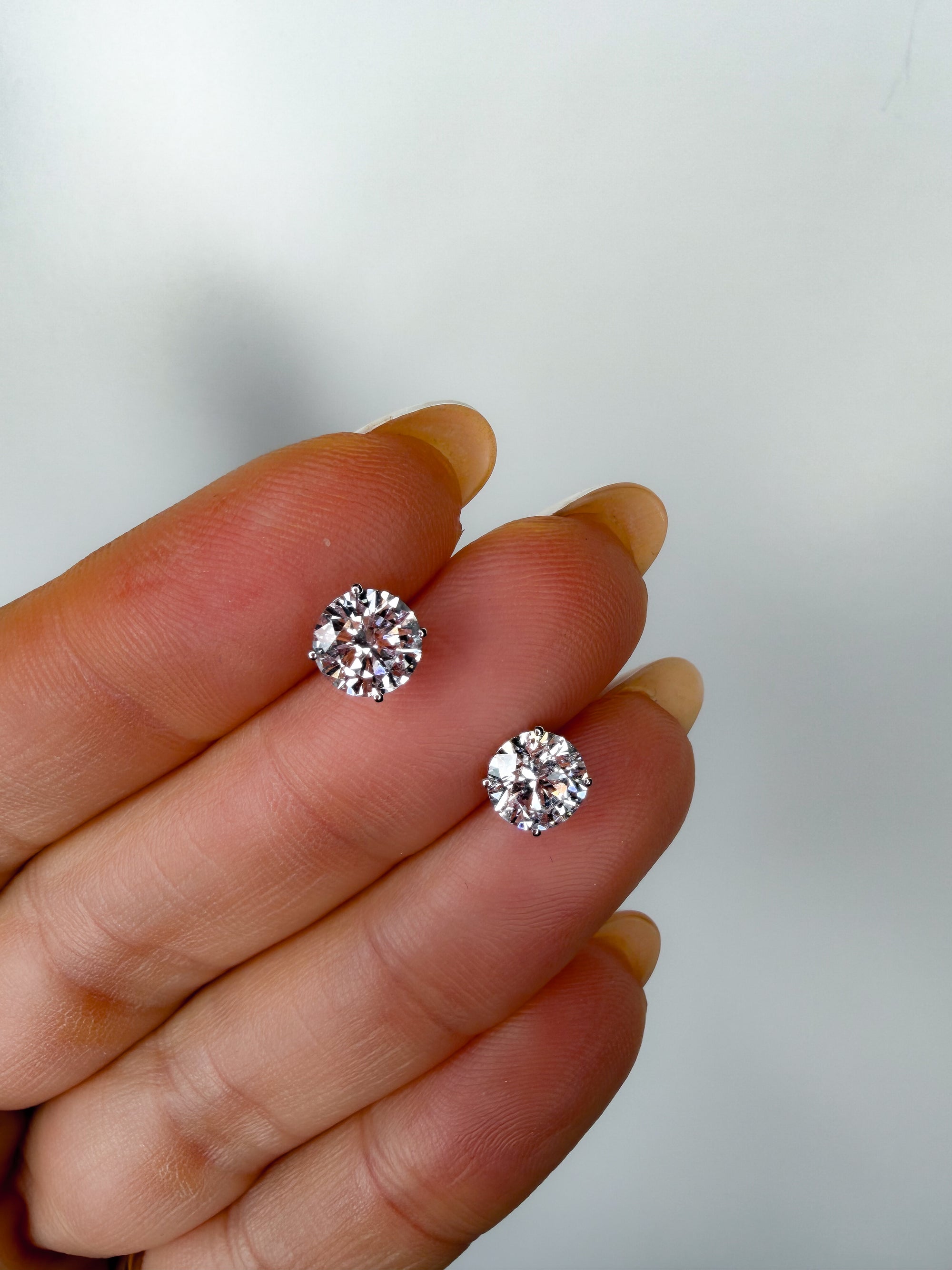 Brilliant 2ctw Round Studs - SALE