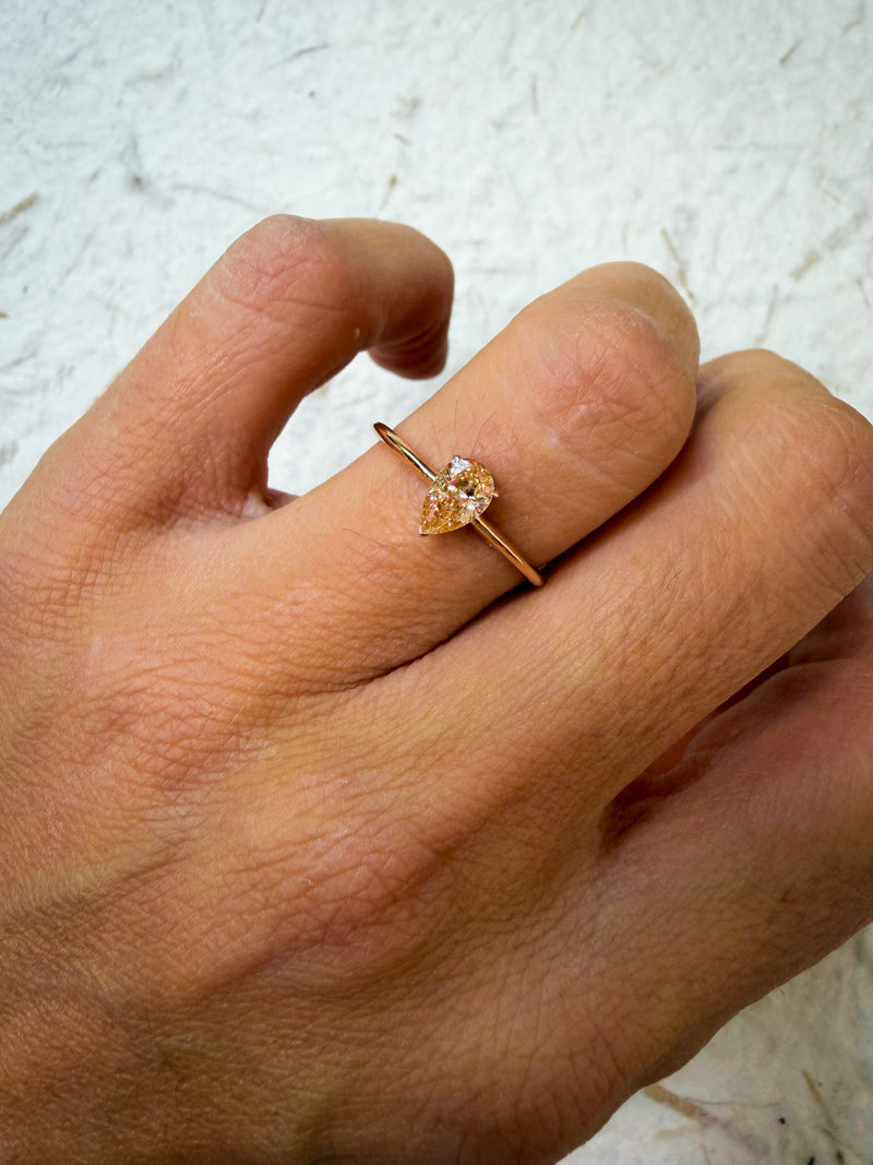 Whisper Peach Solitaire