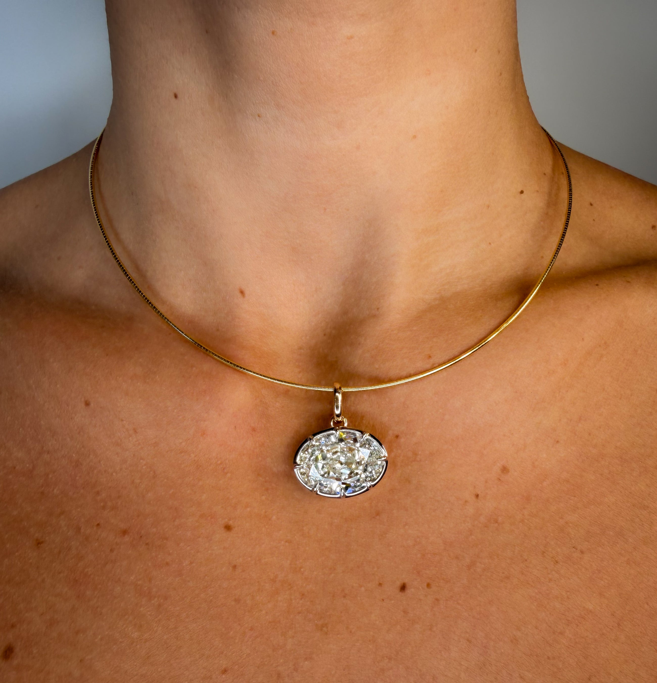Heirloom Antique Oval Pendant