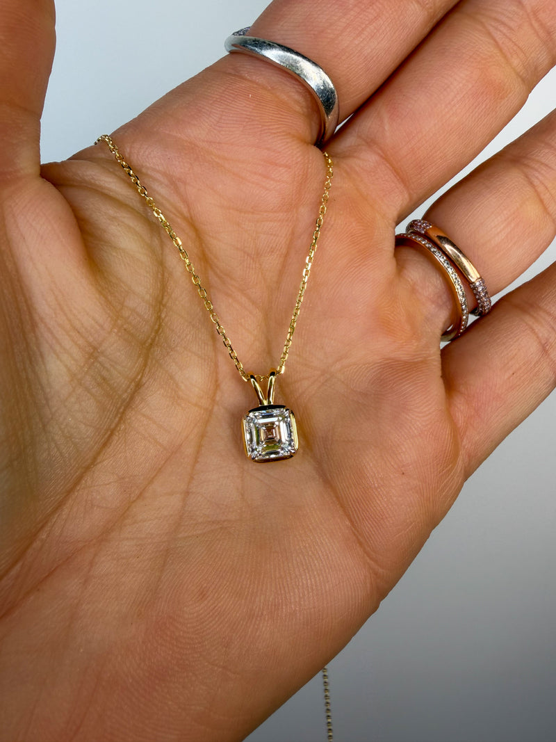 Georgian Asscher Pendant Necklace