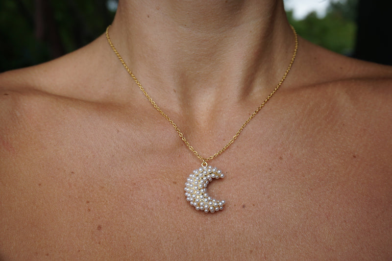 Puffy Pearl Moon Necklace