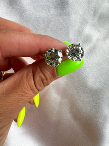 The Loud Luxury - Brilliant Cut 8ctw Diamond Studs