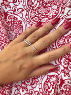 Diamond Wavy Two Finger Ring