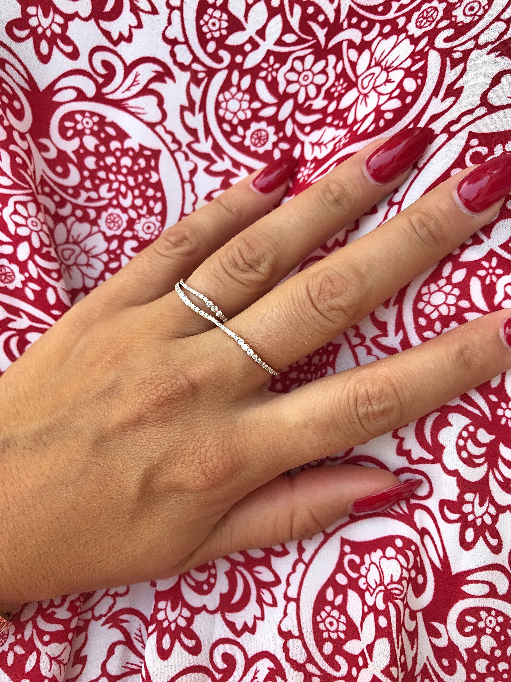 Diamond Wavy Two Finger Ring