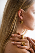 The Knotty Ring