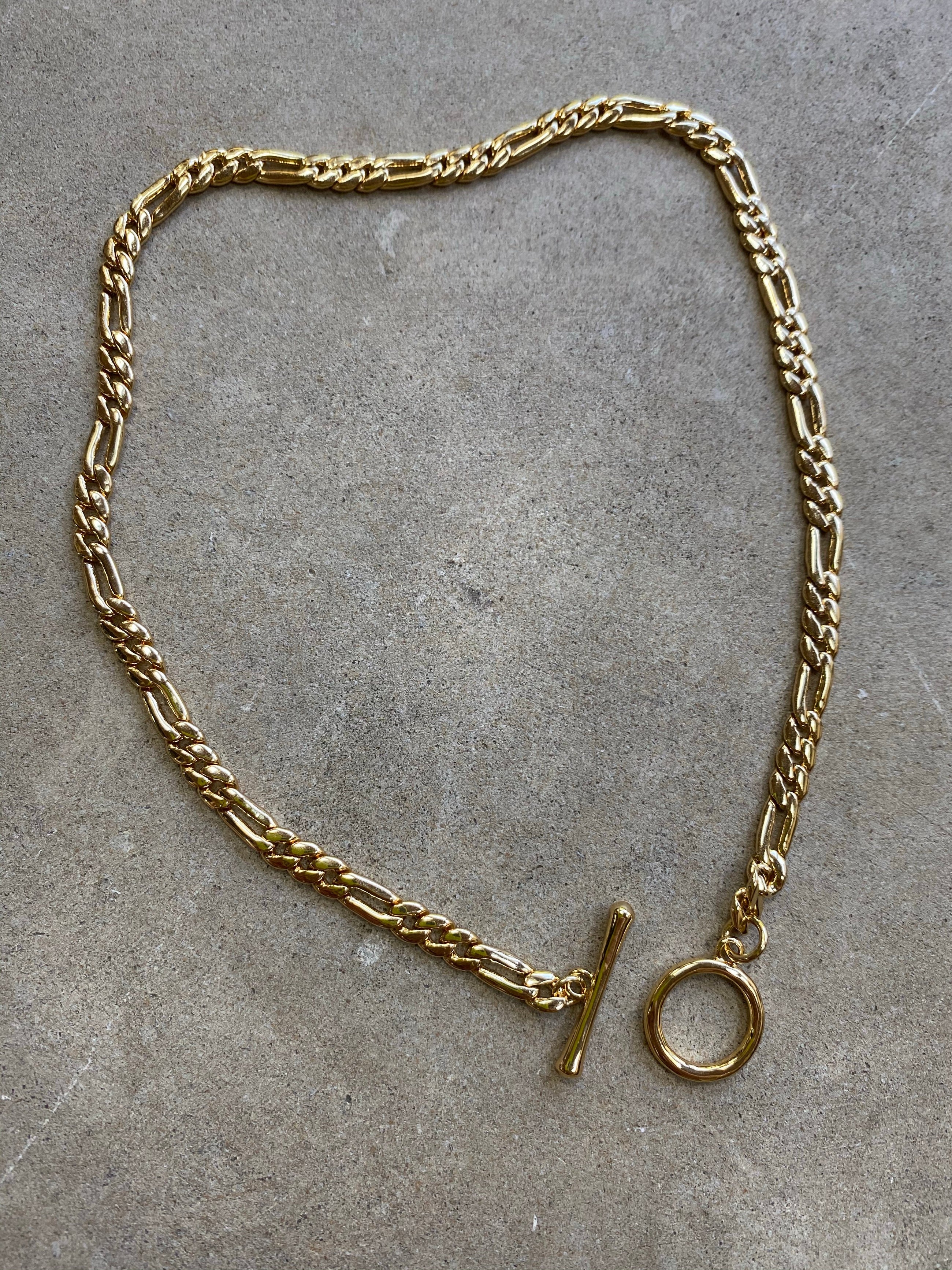 Isabella Choker