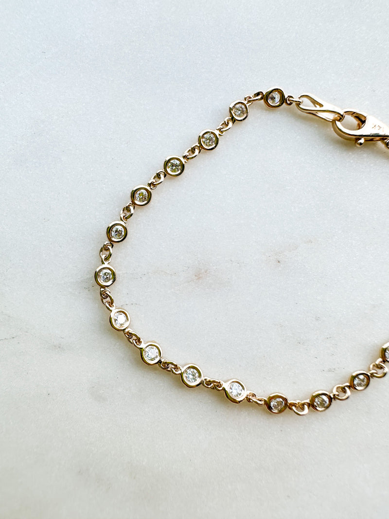 Diamond Bezel Chain Bracelet