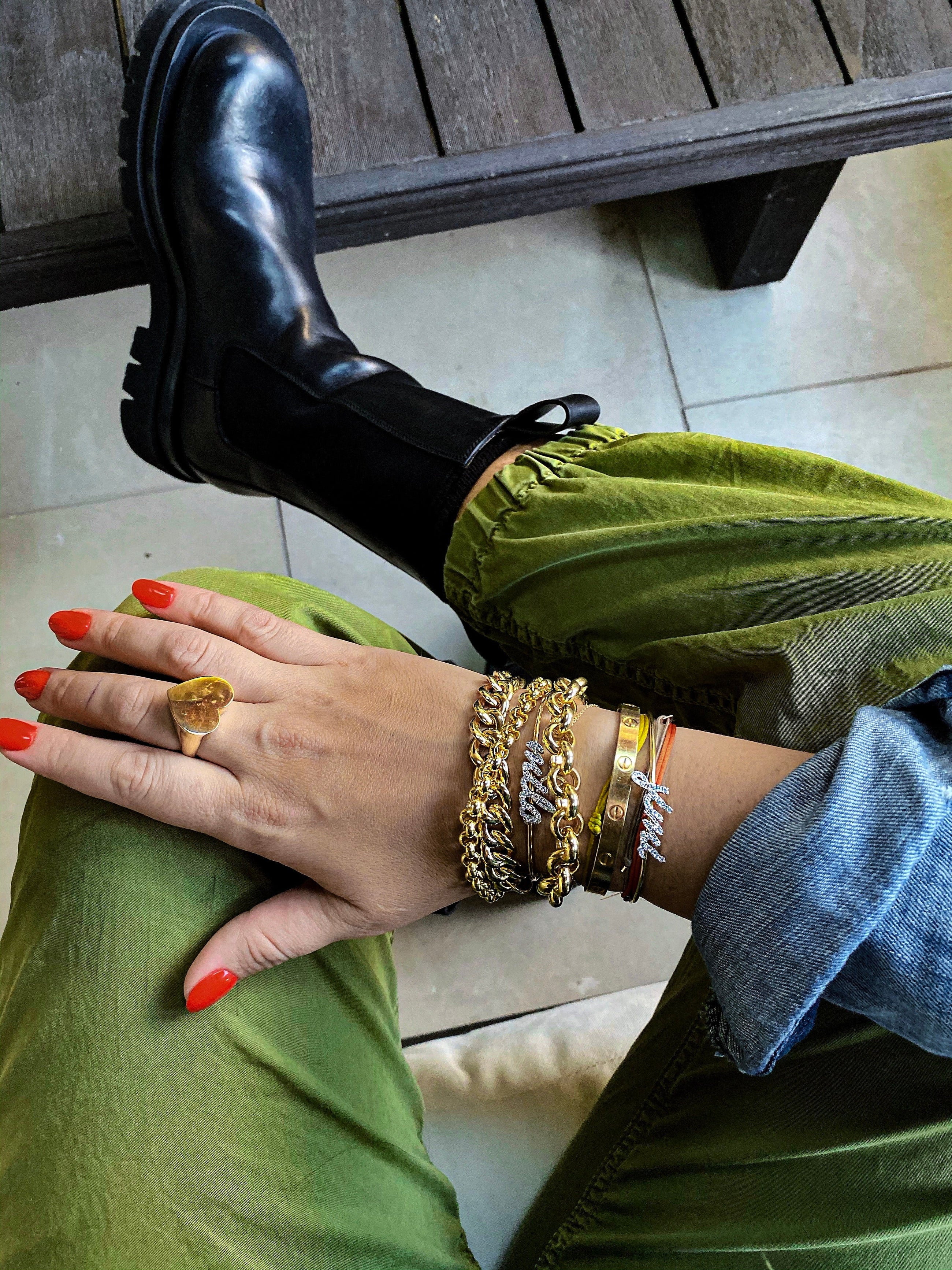 Gold Chain Bracelet ~ Curb