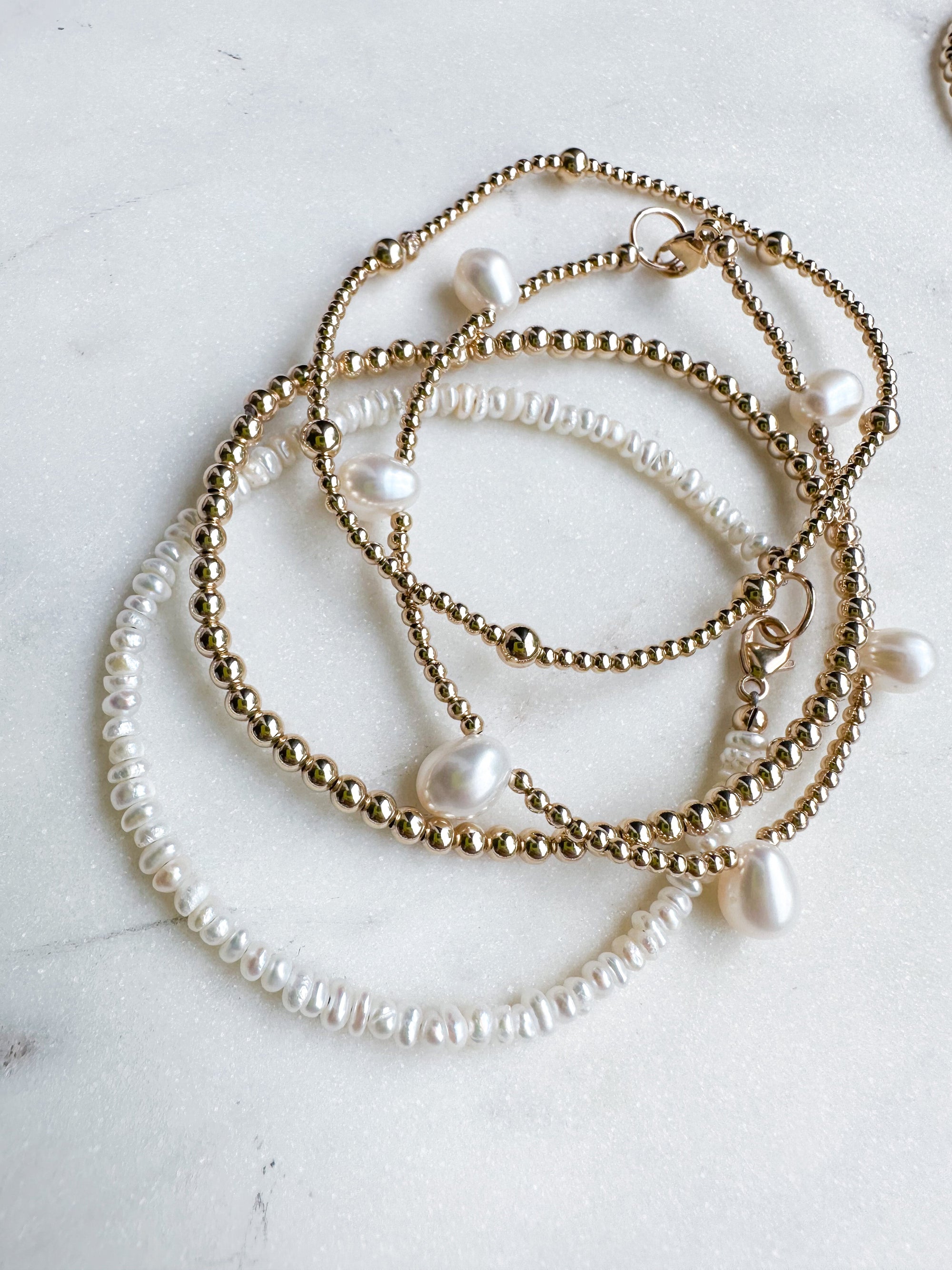 Strand of Pearl Bracelet