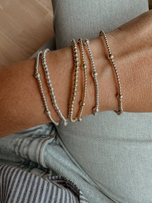 Lola Gold Bracelet