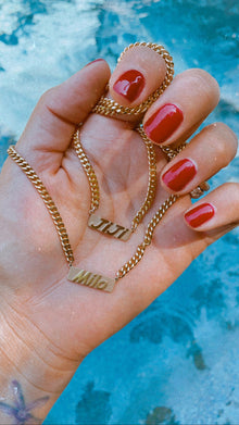 Custom 3D Gold Nameplate Necklace