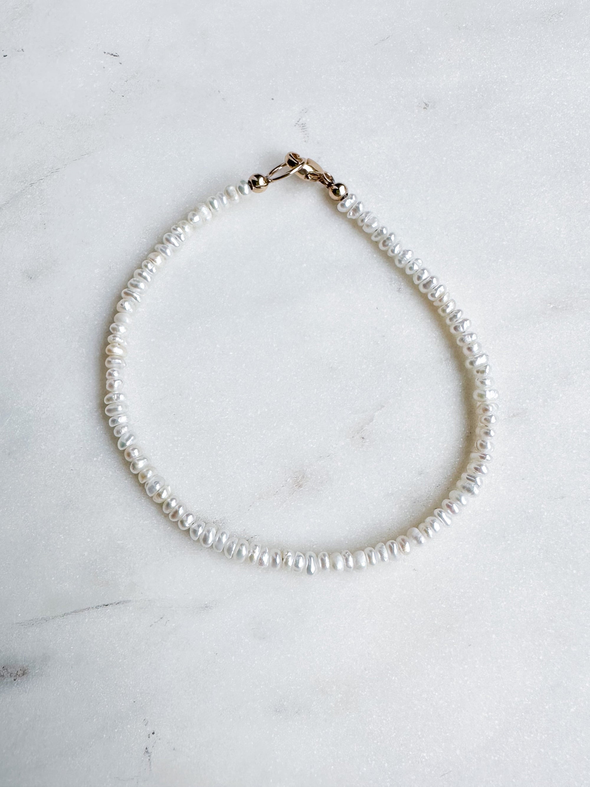 Strand of Pearl Bracelet