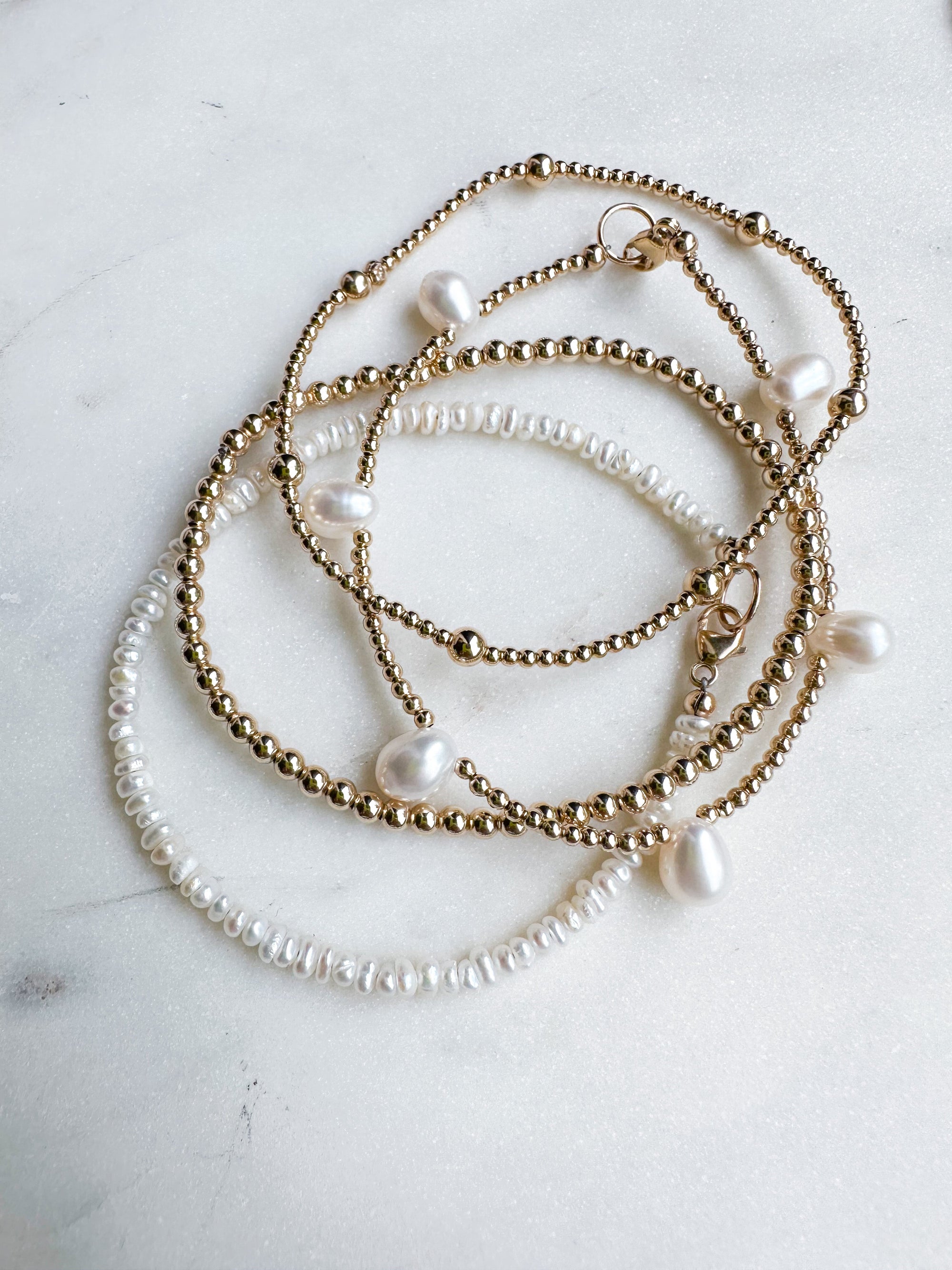 Strand of Pearl Bracelet